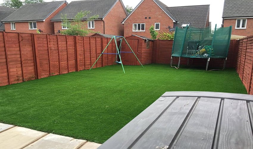 Easy Maintenance of Artificial turf
