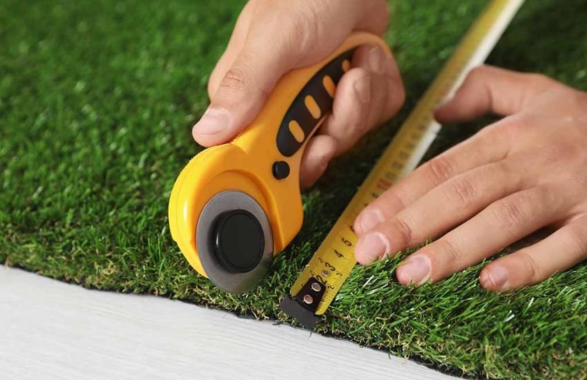 Measure & Trim Grass