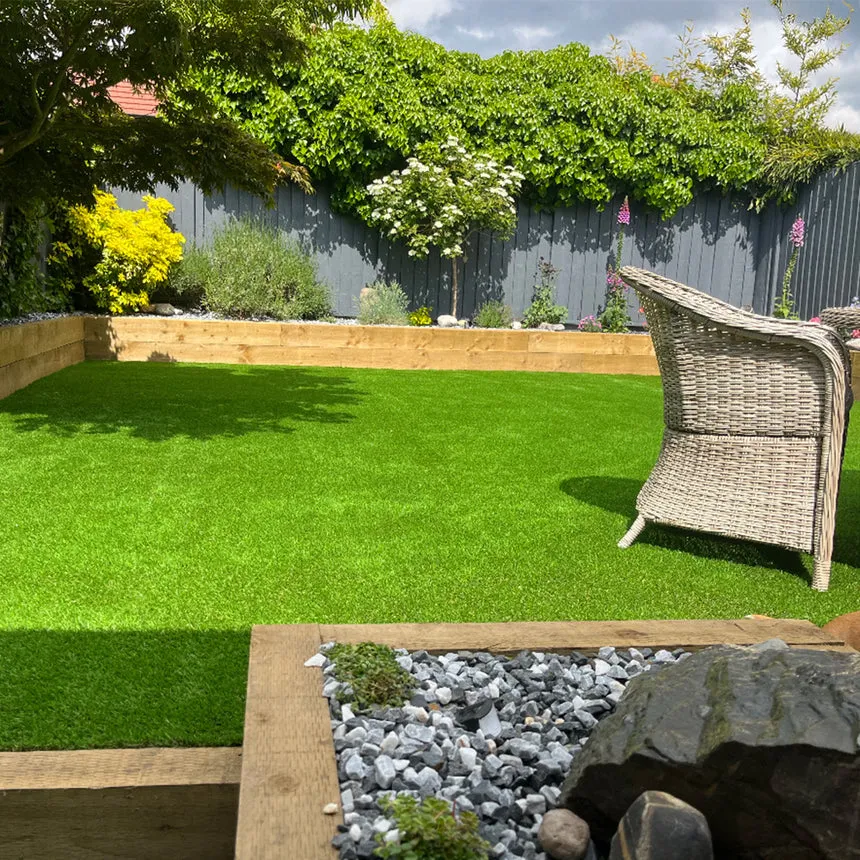 Cherry 30mm Landscaping Grass